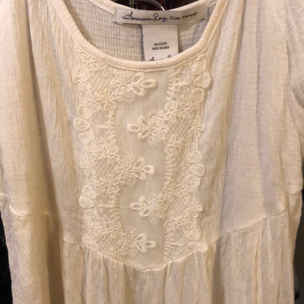 Flowy fun top! - Picture 2 of 2